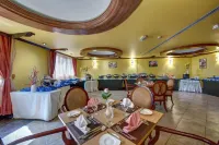 Sunday Sharjah Aparthotel formerly Royal Tulip 샤르자 호텔
