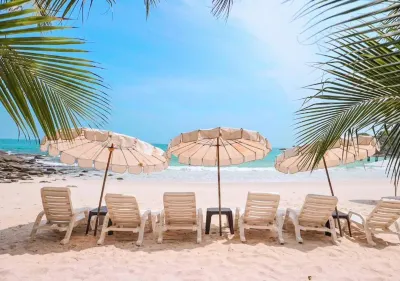 Tongta Phaview Resort Hotels in Самет