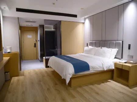 Rujia Huayi Selected Hotel (Xingtai Ningjin Tianyi Square Branch) Отели в г. Нинцзинь