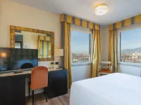 FH55 Grand Hotel Mediterraneo Hotels near Piazzale Michelangelo