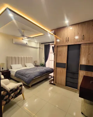 Airport Transit Lodge