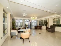 Bamu Homestay (Yining Railway Station)