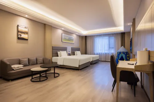 Atour Hotel Hetian Night Market Unity Square