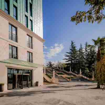 Kutaisi Inn Hotel Exterior