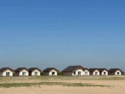 Long Island Tourism and Vacation Hotel