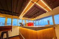 D'Bamboo Suites - bar