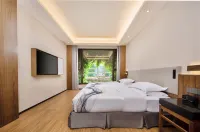Lijiang Huama Junting Hotel (Lijiang Ancient City Dashuiche Branch) Hotels in Lijiang