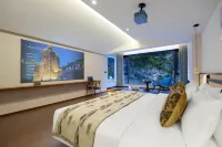 BIPENG SEASONSPRING RESORT Hotels in Li County