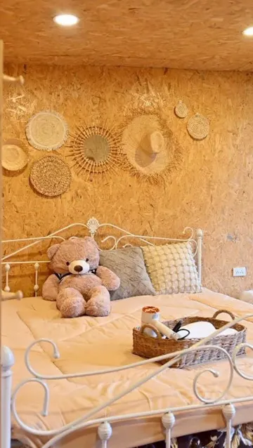 บ้านริมน้ำ