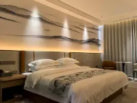 Tacheng Donglin Hotel - 2-Star