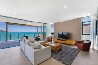 Mirage Whitsundays Hotels in Cannonvale