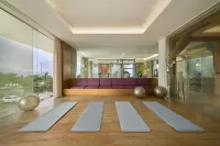 Signature Beachfront Hotel, a brand of Modern Village Lifestyle - palestra