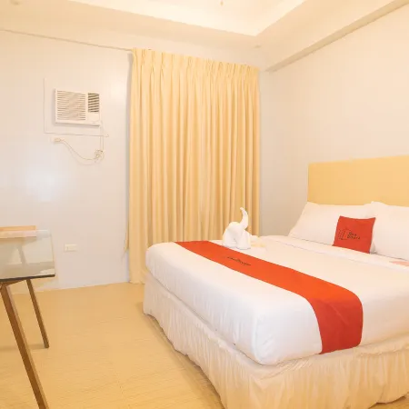 RedDoorz @ Zenova Hotel