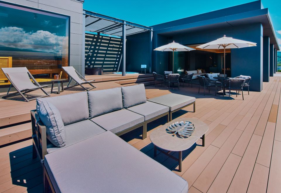 에딧 x 세븐 후지 고텐바 외관 및 뷰