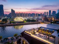 Dalian Anrong Hotel (Xinghai Square Seaview Branch）