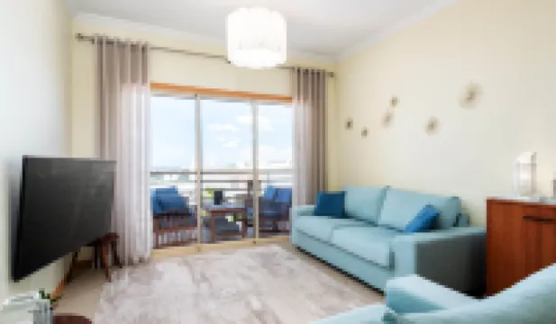 BnB Homes Ocean View Apartment with Panoramic Terrace, 2 Swimming Pools & Tennis Court