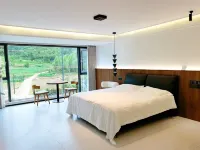 Tonglu | Zilin · Light Oxygen Forest Luxury Luxe · Mountain View Leisure Vacation Homestay - 2-Star