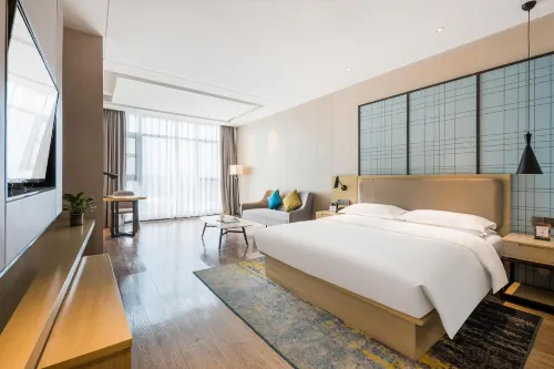 Echarm Hotel (Yiyang Heshan District Wanda Plaza Branch)
