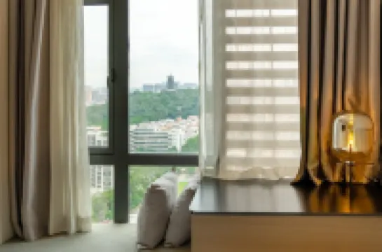 CityFront Horizon Hotel