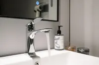 Aifei Hotel (Changzhi Bayi Square Yingxiong Middle Road Branch)