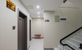 Moyu Homestay (Wansui Mountain Wuxia City)