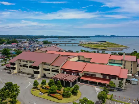 Ooedo Onsen Monogatari Premium Hotel Sokan Отели рядом с достопримечательностью «Date Masamune Historical Museum»