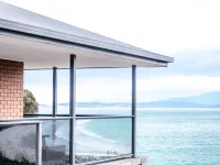 Stones Throw Hotels in Sorell
