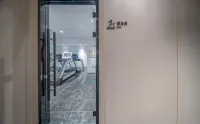 GreenTree Inn Express Hotel (Jiulong Hui Liqun Shopping Plaza) - Gym