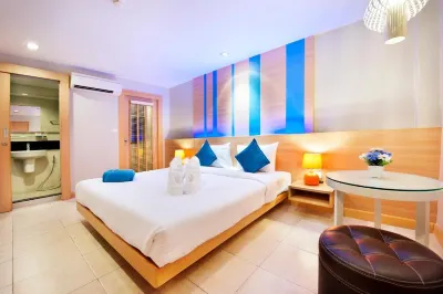 卡瑪拉拉塔納公寓飯店 Scuba Quest Dive Center Kamala附近的飯店