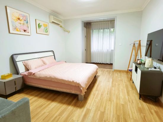 Dujiangyan Yijia Homestay