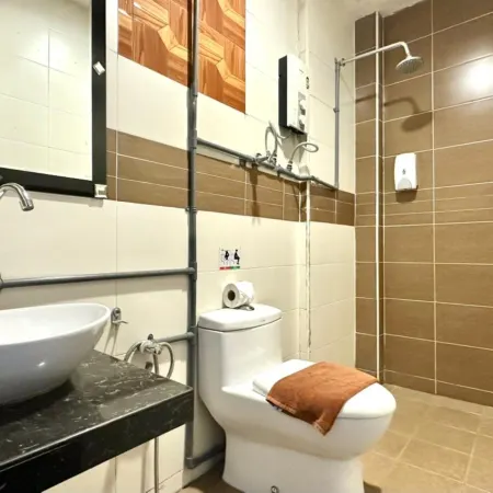 Swing & Pillows @ Sky Star, KLIA 1 KLIA 2, Sepang 【Late Check Out Available + Open 24-Hour】