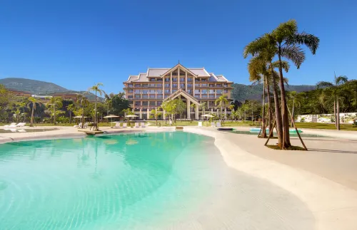 Xinping Jiasa Bosen Holiday Hot Spring Hotel