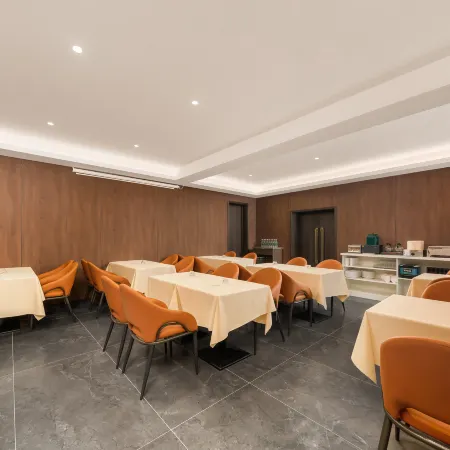 Mobosi Hotel (Harbin Central Avenue Saint Sophia Cathedral)