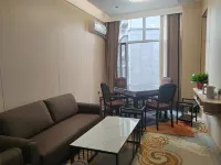 Hezheng Xingchen Shangpin Hotel - parcheggio
