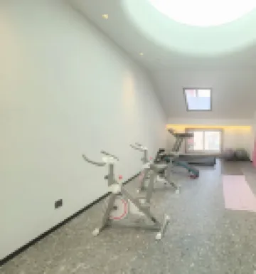 康和逸扉ホテル（情歌広場）