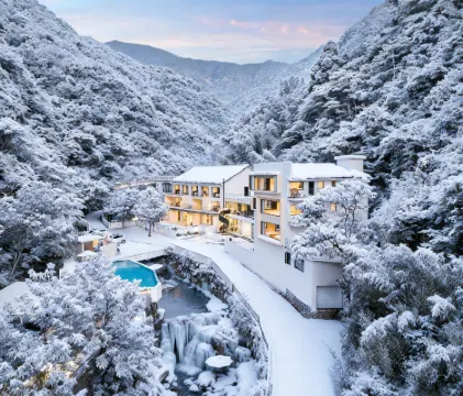 Only this fairyland,  designer art villa mountain lodging