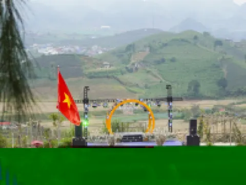 Co May Wonder Hotels in Moc Chau District