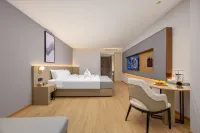 Lavande Hotel (Xiantao Xintiandi International Square)