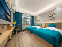 Jinghua Hotel (Dongxing Port) Hotels in Dongxing