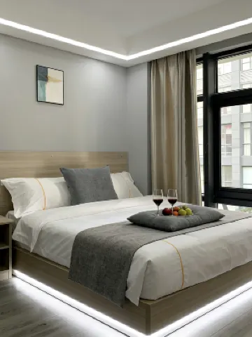 Yujian Light Luxury Hotel (Nantong University) Hotels near Sik Park