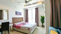 Superior Cozy Studio (2-4pax Mansion One near Gleanegles Hospital, Georgetown Penang - Mountain view