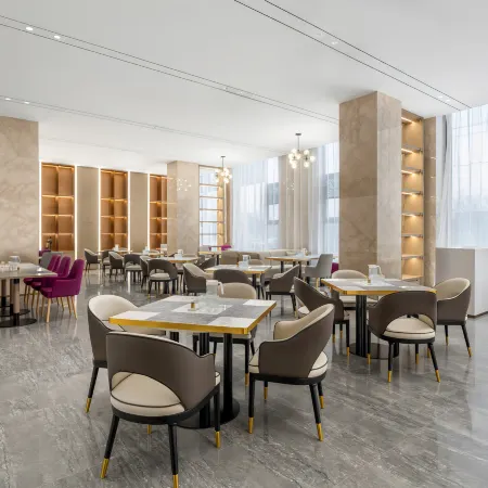 Lifeng Hotel (Haiyang Government Affairs Service Center Haiyang Station Branch)