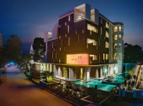 銀灘・樸悦・デザイナーズ民宿（北海銀灘国際客運港）