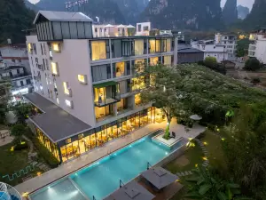 MeTown Resort (Yangshuo Ten-Mile Gallery Yulong River Branch)