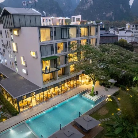MeTown Resort (Yangshuo Ten-Mile Gallery Yulong River Branch)