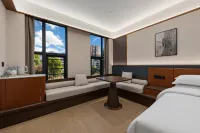 Xuan'en Boyue Hotel