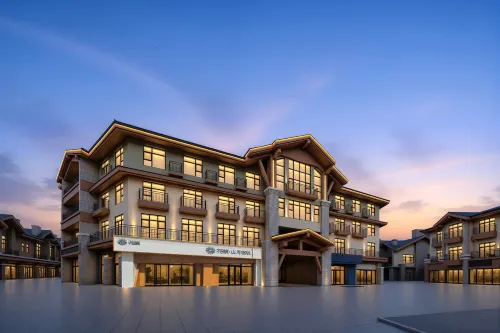 Floral Hotel · Shanyue Qiqiu Hotel - palestra