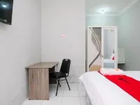 RedDoorz Syariah at Joa Homestay Goodean Sleman Yogyakarta Hoteles en Godean