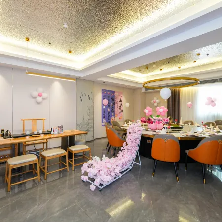 Quanzhou City Garden Hotel Отели рядом с достопримечательностью «Парк Донху»