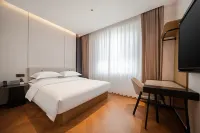 Kash YU Hotel
